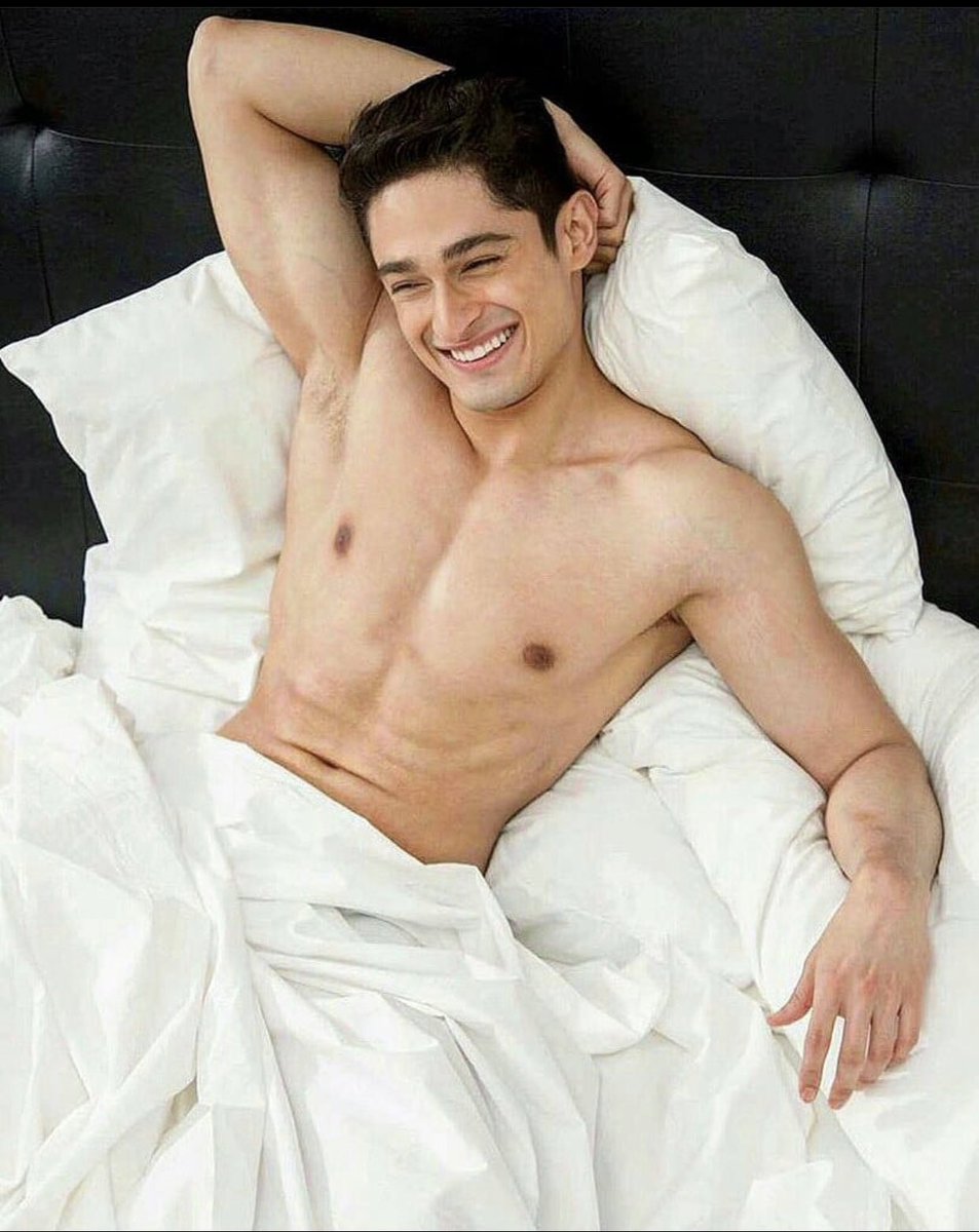 addyrajofficial's tweet photo. Win streak tayo mamaya ha!
Para pwede kong matulog na maayos.😆
#MLisLife
#AddyctedGamers
See you around 9pm sa Facebook live stream! 💪🏻😄
https://t.co/BuIA7hoqyT https://t.co/Rkd4PpWtow