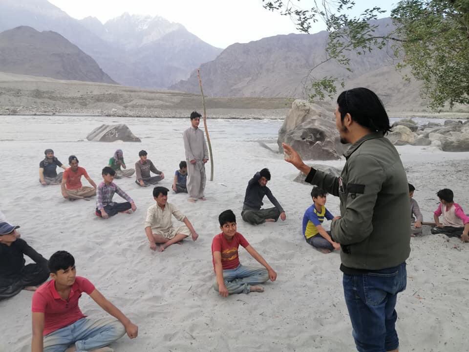 SocietyEducate's tweet photo. The University Students of #Gilgit_Baltistan teaching   Schools students  on this lockdown in rural areas 
#EducateTheSociety https://t.co/9U3lF8PGRK