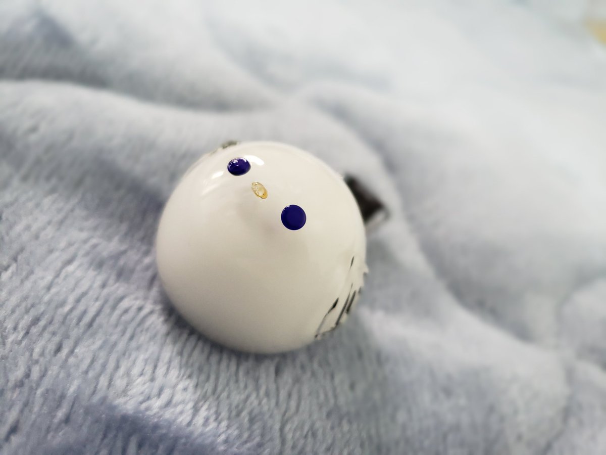 awful_o2's tweet photo. 無事に届きました！
シマエナガめちゃめちゃかわいい！！
大切にします。
@glass_art_Nplus さん、ありがとう
#シマエナガ #ガラス細工 https://t.co/bmWhx8snQ1