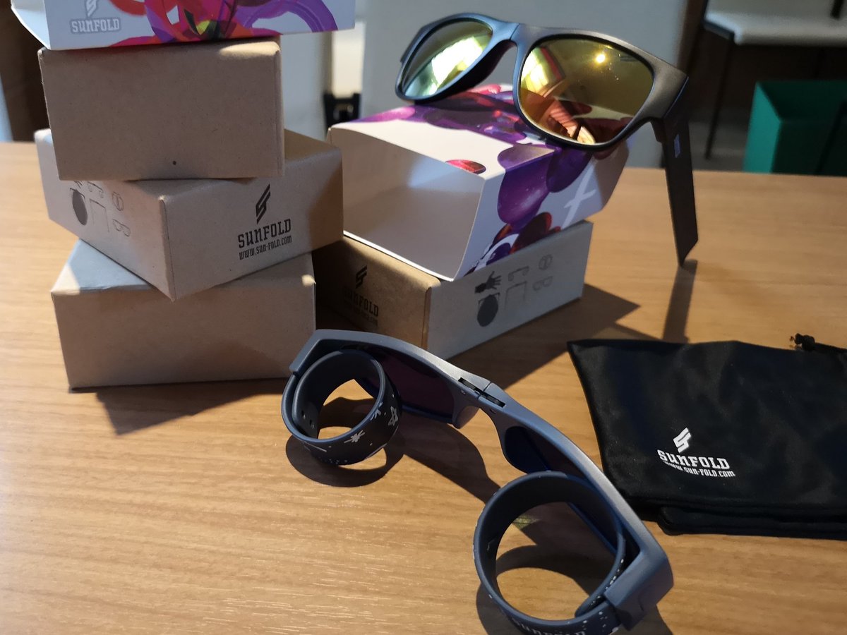 000shiratama000's tweet photo. 届きました #SUNFOLD !!😎
外箱からもうカワイイ、レンズも見やすいしよい買い物だった(*^^*)
#degoichi #CAMPFIRE https://t.co/iTqLFireOE