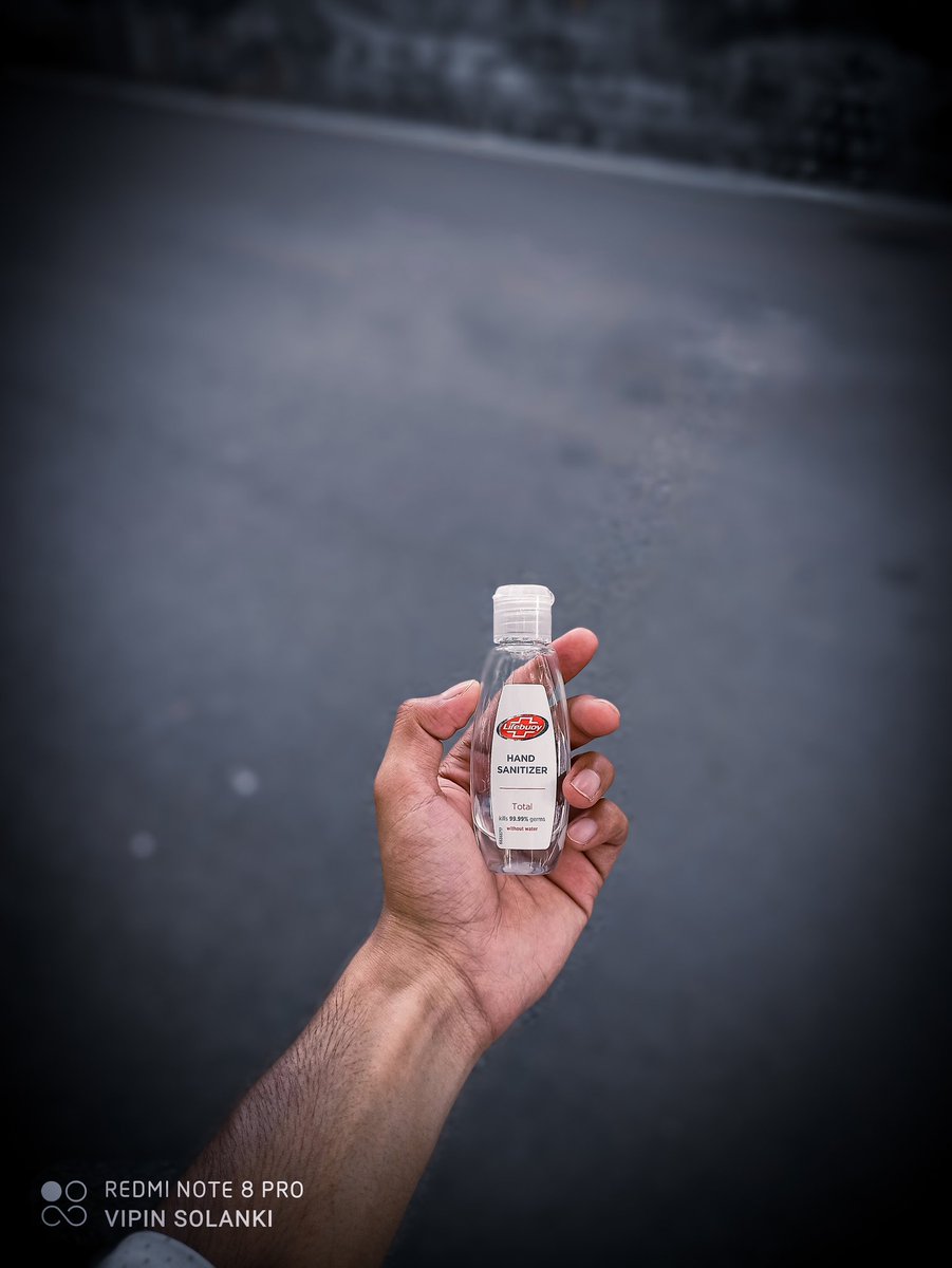 imvipinsolanki's tweet photo. ALWAYS KEEP YOUR SENITIZER WITH YOU.😇
#Clickwithvip 
#Nustaharamkhor 
#ShotOnRedmi 
#RedmiNote8pro 
@RedmiIndia @manukumarjain 
#COVID19India https://t.co/3J8qJ9WUBC