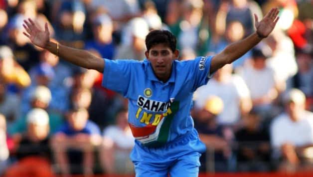 ..for India in ODIs. In the process, he became the fastest bowler to reach 200 wickets in ODI (133 matches). He also holds the record for fastest 50 (21 balls) in ODIs for Ind!As a test player, he had 1 fifer in the 26 matches he played and avgd mediocre 47 with the ball.