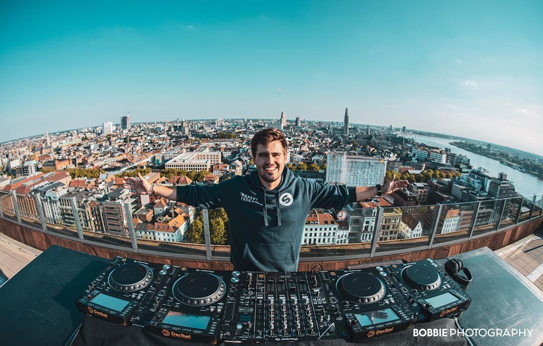 There's always a lucky star shining 🌟

Stream/Download @RobertFalcon_'s latest collab with <a href="/HelloBishop/">BISHØP</a> 

spinninpremium.release.link/lucky-star-fea…

#RobertFalcon #Bishop #SpinninRecords