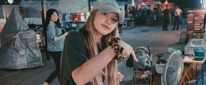 srslylisaa's tweet photo. 𝐰𝐞 𝐥𝐨𝐯𝐞 𝐲𝐨𝐮 𝐦𝐨𝐫𝐞 𝐭𝐡𝐚𝐧 𝐚𝐧𝐲𝐭𝐡𝐢𝐧𝐠 ☁️

#BLACKPINK #WeGotThisBlinks https://t.co/V02uzgVhLi