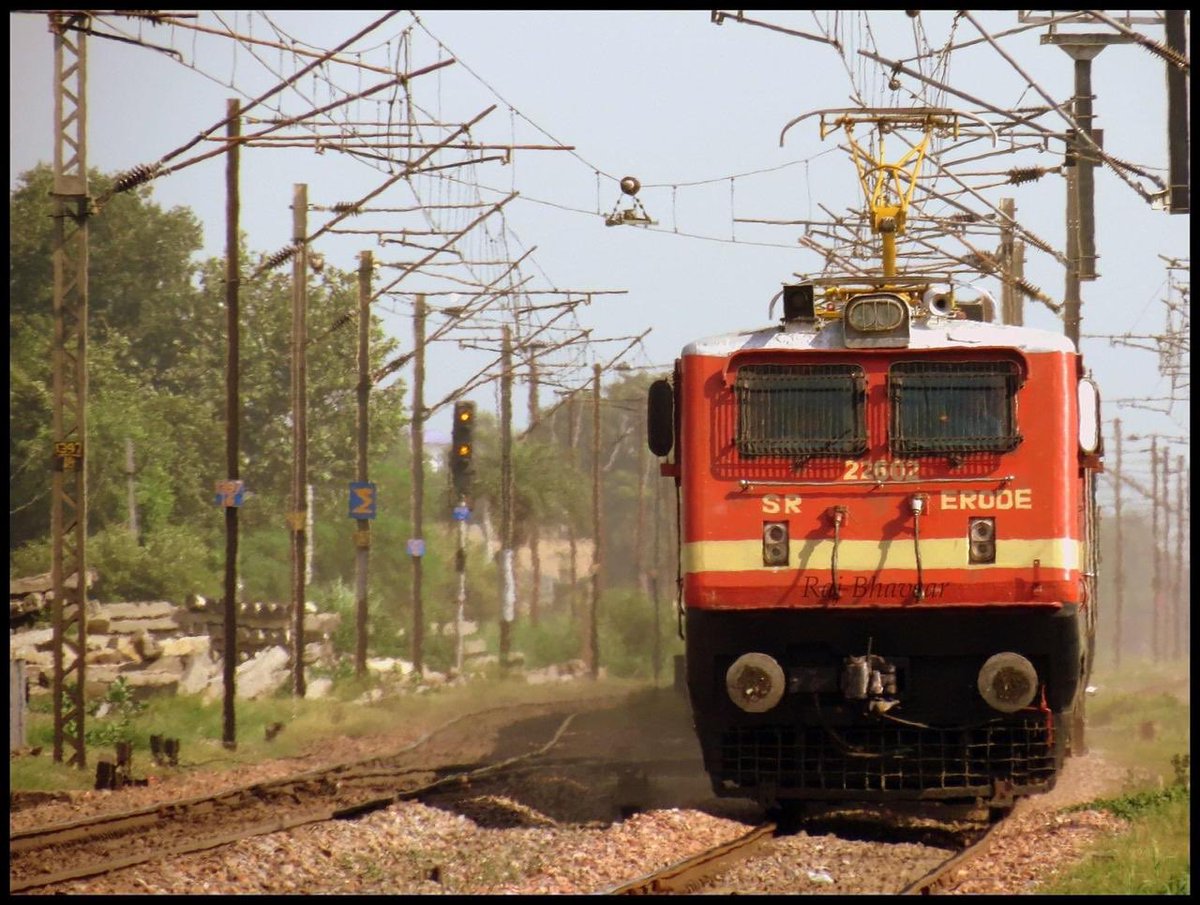 Electrification status as on 3rd July, 2020 (in % of total route km)  #IndianRailways  #Electrification  #NorthWesternRailway  @GMNWRailway Zone : North Western RailwayAjmer : 56%Bikaner: 37%Jaipur : 58%Jodhpur : 0%Total : 34%