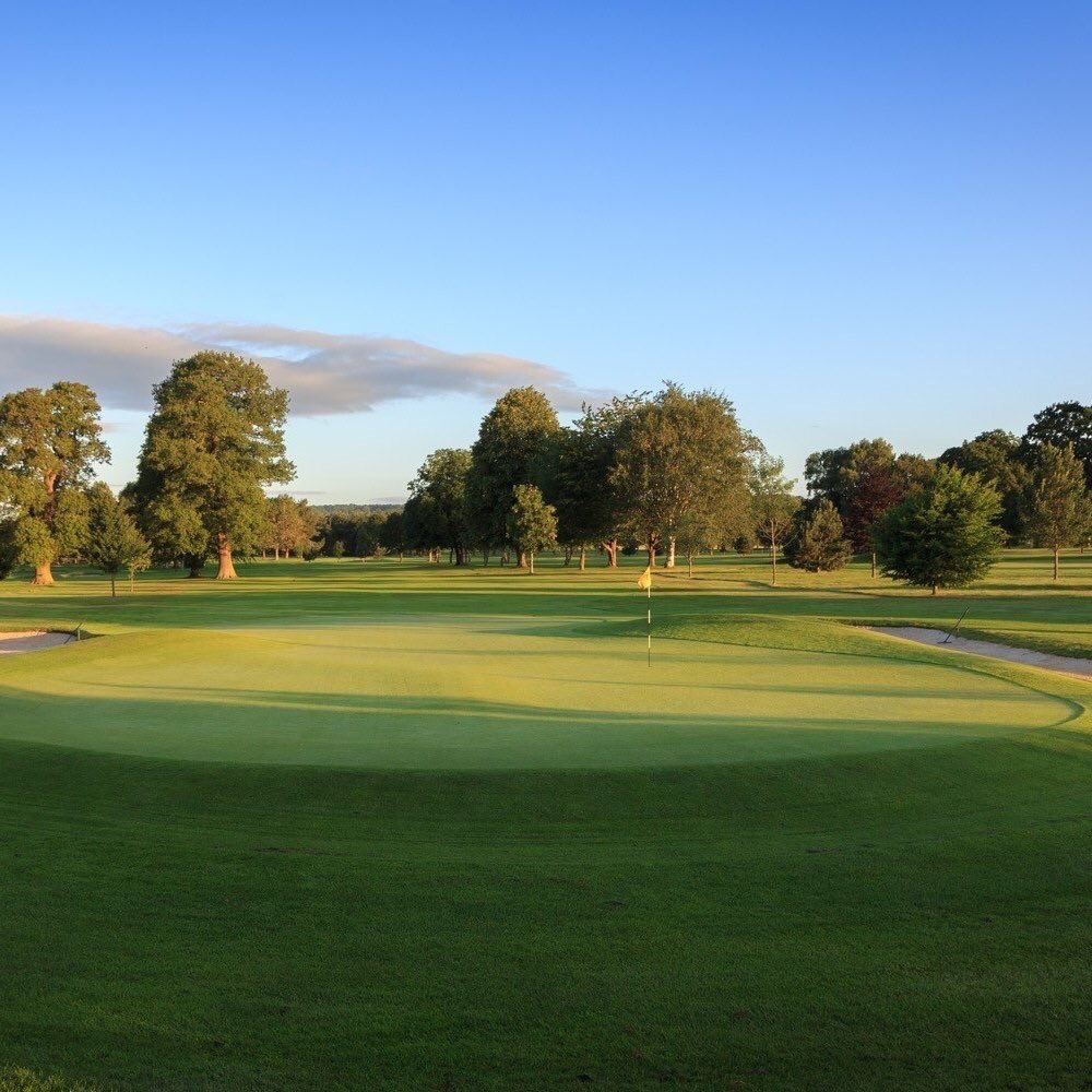 mandngc's tweet photo. Dry but blustery for the Monthly Stapleford, best of luck to all playing today, you will need your A game. It will be a well deserved visit to the bar after ๐บ๐จโ๏ธ#windygame #keepitlow https://t.co/4A6sx5ETq8