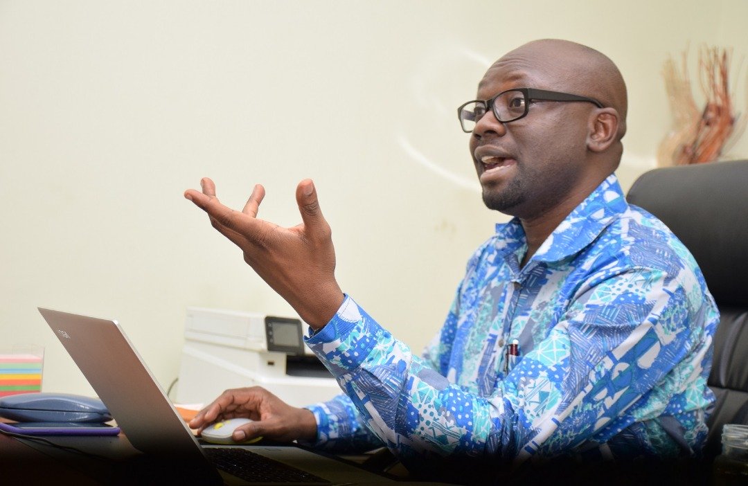 . @simonkolawole: Today, GenCos can produce more than 10,000mw but TCN can only take 5,000mw or less. And we have to keep paying for power generated even when we can’t use it!  https://www.thecable.ng/the-politics-of-electricity-tariff/amp via  @thecableng