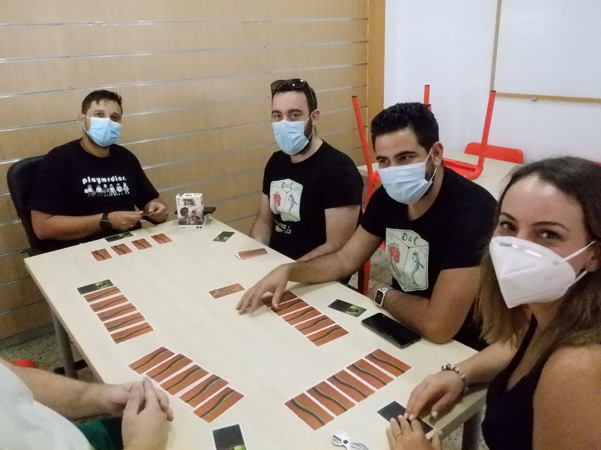 DyChanquetes's tweet photo. Diversión asegurada con la serie de minijuegos de @Tcgfactory #AcademiaNinja #TimeBombEvolution #Tempurra https://t.co/GFbVZq53kS