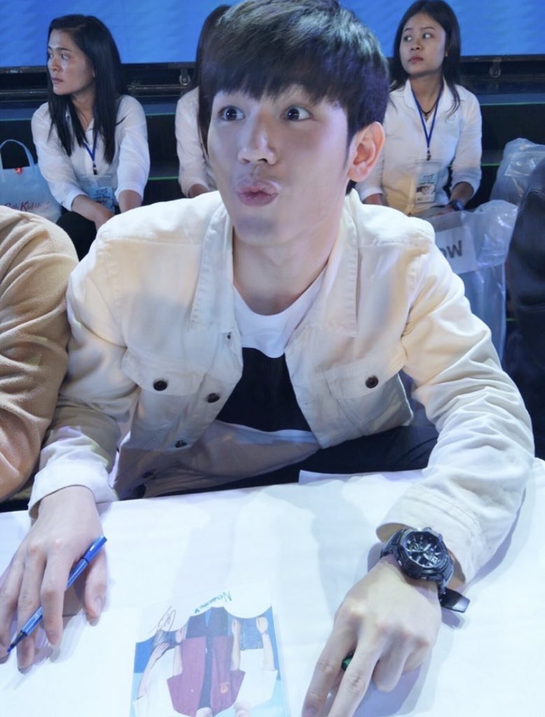 That pouty lips  #ตงตงนิว #PangKwan  #NewwieeCr to  @casuarineslove 