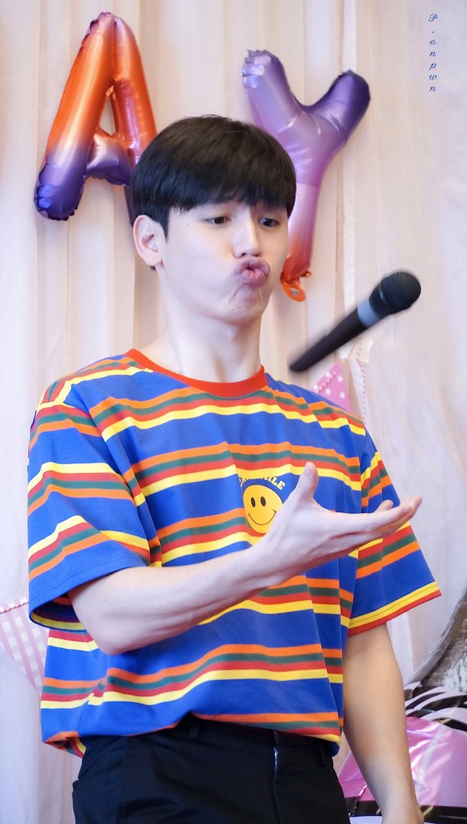 That pouty lips  #ตงตงนิว #PangKwan  #NewwieeCr to  @casuarineslove 