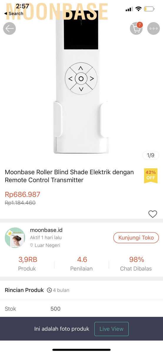 Motor Roller Blind dengan remote. Dulu beli seharga 600rb-an. Menurut gw ini termasuk murah jika dibandingkan dengan produk yg available dipasar yg malah bisa sampe 3jt an .