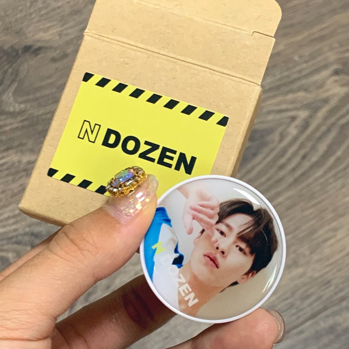 __jwl_'s tweet photo. 당첨돼서 받았던 그립톡 무료이벤트해요🤩 이벤트 무지 오랜만•••
이미 사용하고 있는 그립톡이 있어서 저보다 더 예쁘게 잘 써주실 재욱마을 분께 나눔하려고 합니다😊 새상품이고 20일에 현재 진행중인 키링/증사/스티커 주문마감 후에 발송할 때 같이 보낼게요💖 참여방법은 rt+멘션 !

#이재욱 https://t.co/Y66U1NXGL2