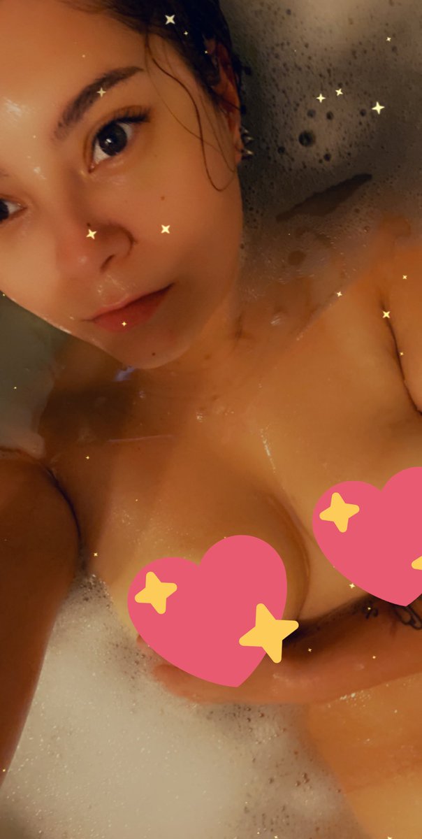 alexbaby202's tweet photo. Don’t miss out!! You want the uncensored pics and more!! Subscribe now!! 
1-1 chatting
Nudes/ videos
Custom request
Fetish friendly
Foot pics
❤️Link Below!!!
•findom •onlyfans •feetpics •sellingnudes https://t.co/Ju6pEz0AMZ