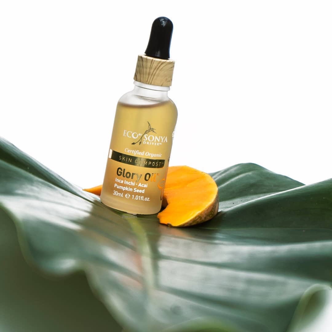 This has been one of my go to’s during lockdown 💖
Glory Oil™ is a wonderful night and day treatment oil, made with only Certified Organic &amp; natural ingredients which can help to reduce fine lines, scarring &amp; wrinkles.
The power of its super seeds have really helped to tra
