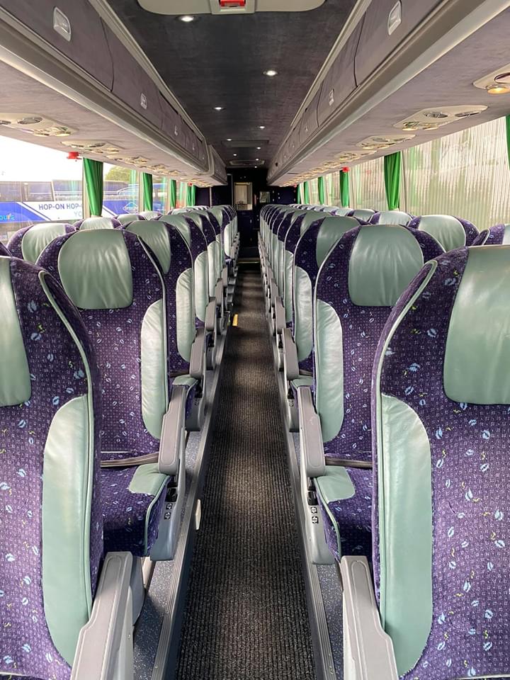 CoachsalesU's tweet photo. 2006 VanHool T917 

DAF AS Tronic.
48 seats that will go to 52 with centre toilet and rear servery.
Huge luggage space. 

£29,950

For more information please call
Kev 07525 912454
@Kwalker14ypb https://t.co/umyTH2THW7