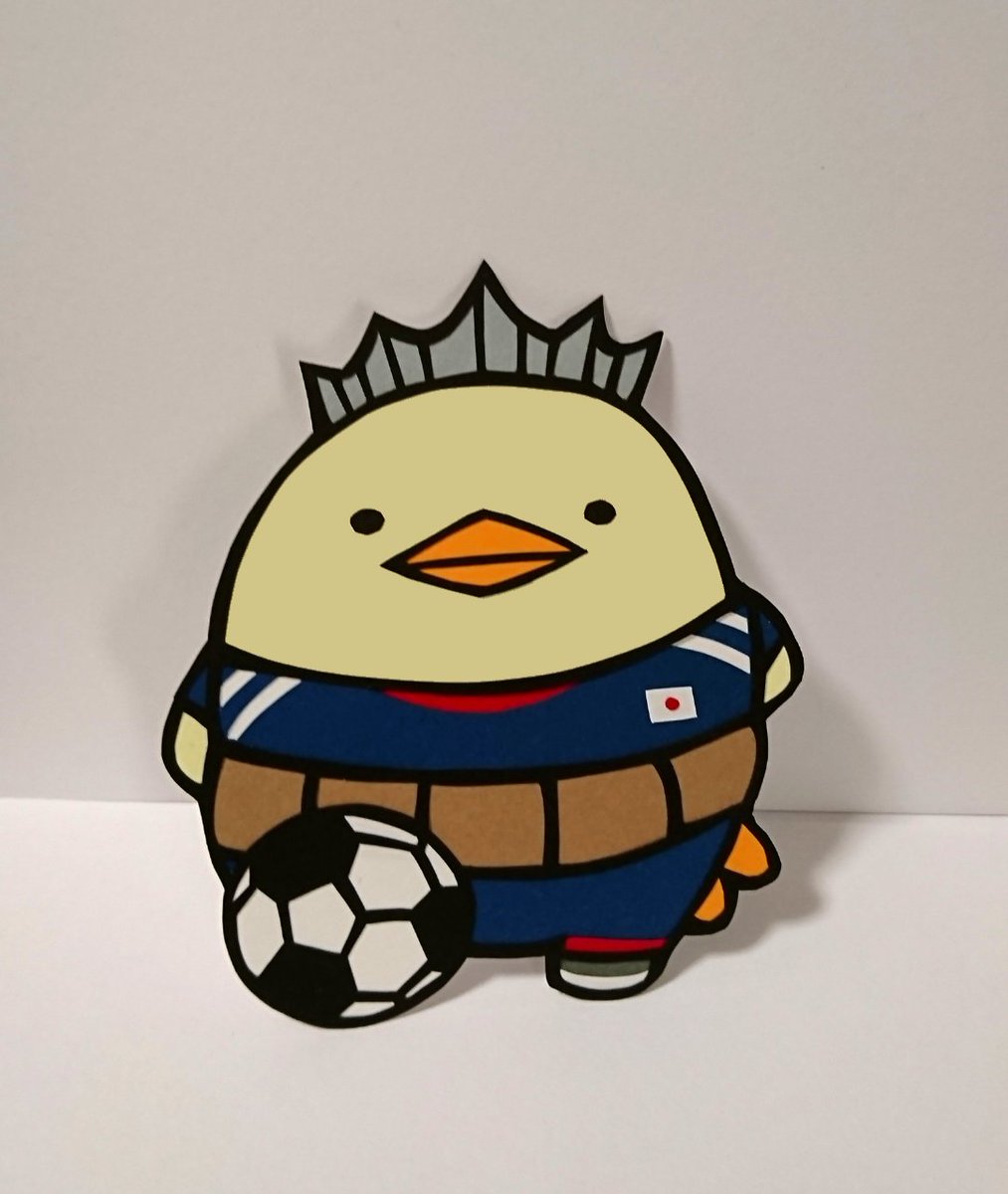 セキ 15個め バリィさん サッカー の切り絵を作ってみた 今治市のバリィさんです 昔の日本代表のユニフォーム着せてみました バリィさん サッカー 東京オリンピック イラスト 切り絵