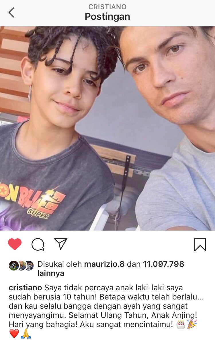 idextratime's tweet photo. Dipanggil kak aja marah.

Coba bayangin jadi anaknya Ronaldo tapi dipanggil anak anjing sama bapaknya sendiri! https://t.co/NvpShJB3dd