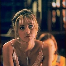 fallon_flame's tweet photo. Buffy - "'Come to the Bronze before it opens or we make her a meal.'"
Xander - "They're gonna cook her dinner? ...Oh, pretend I didn't just say that."
#Btvs #season2 #Whenshewasbad #quotes https://t.co/ft9jeLx84b