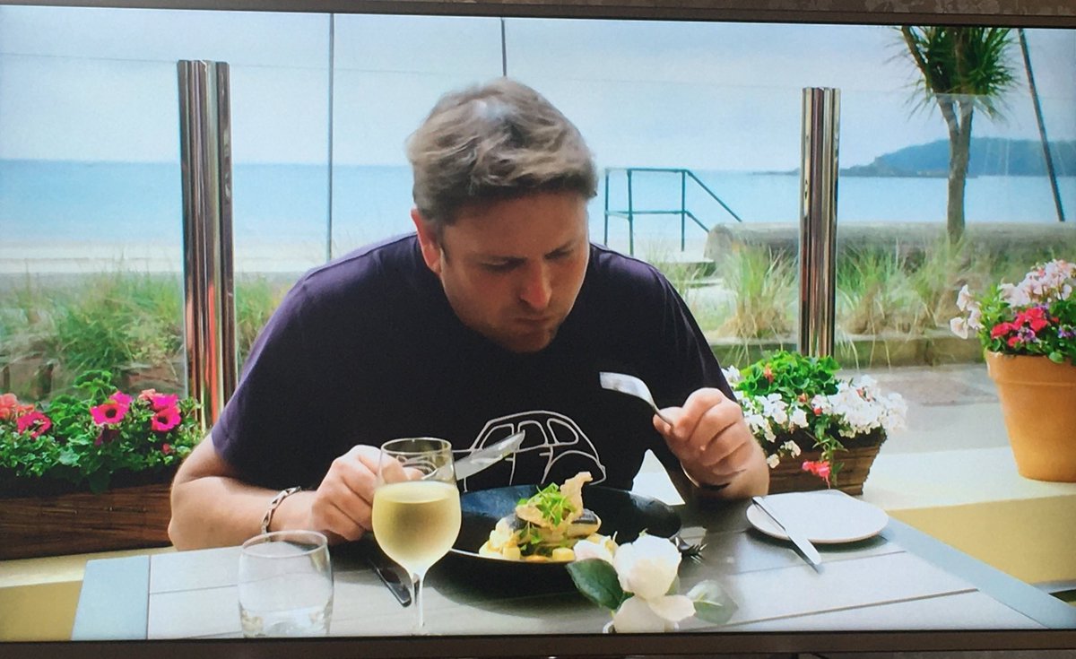 CarlyCharteris's tweet photo. What a better way to start a Sunday than a bit of @jamesmartinchef on itv this morning #IslandsToHighlands on beautiful @VisitJerseyCI get there this year with @PHTRADE1 🇯🇪🇯🇪🇯🇪 https://t.co/cOx1Krrcbs