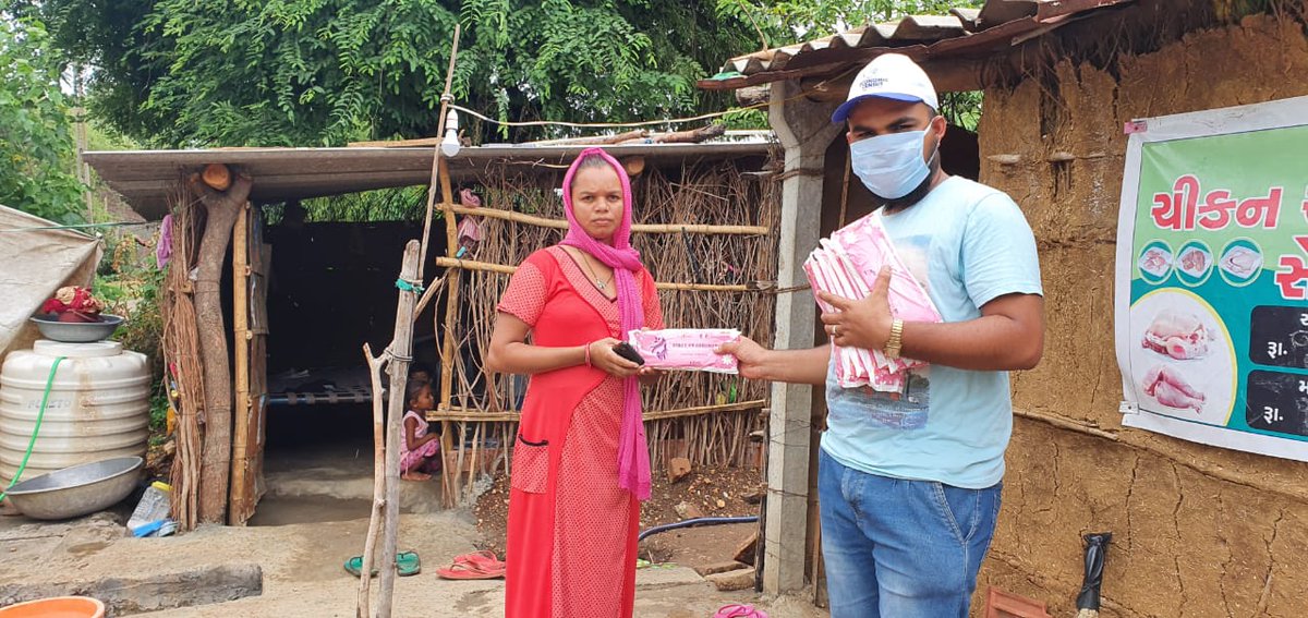 #cscgujaratdiwas <a href="/CSCGujarat/">CSC Gujarat</a> <a href="/dintya15/">dinesh tyagi Retd IAS</a> 
Free Sanitary pad Distribution at Jhagadia Taluka Malpor Village by Vle Saad Patel.