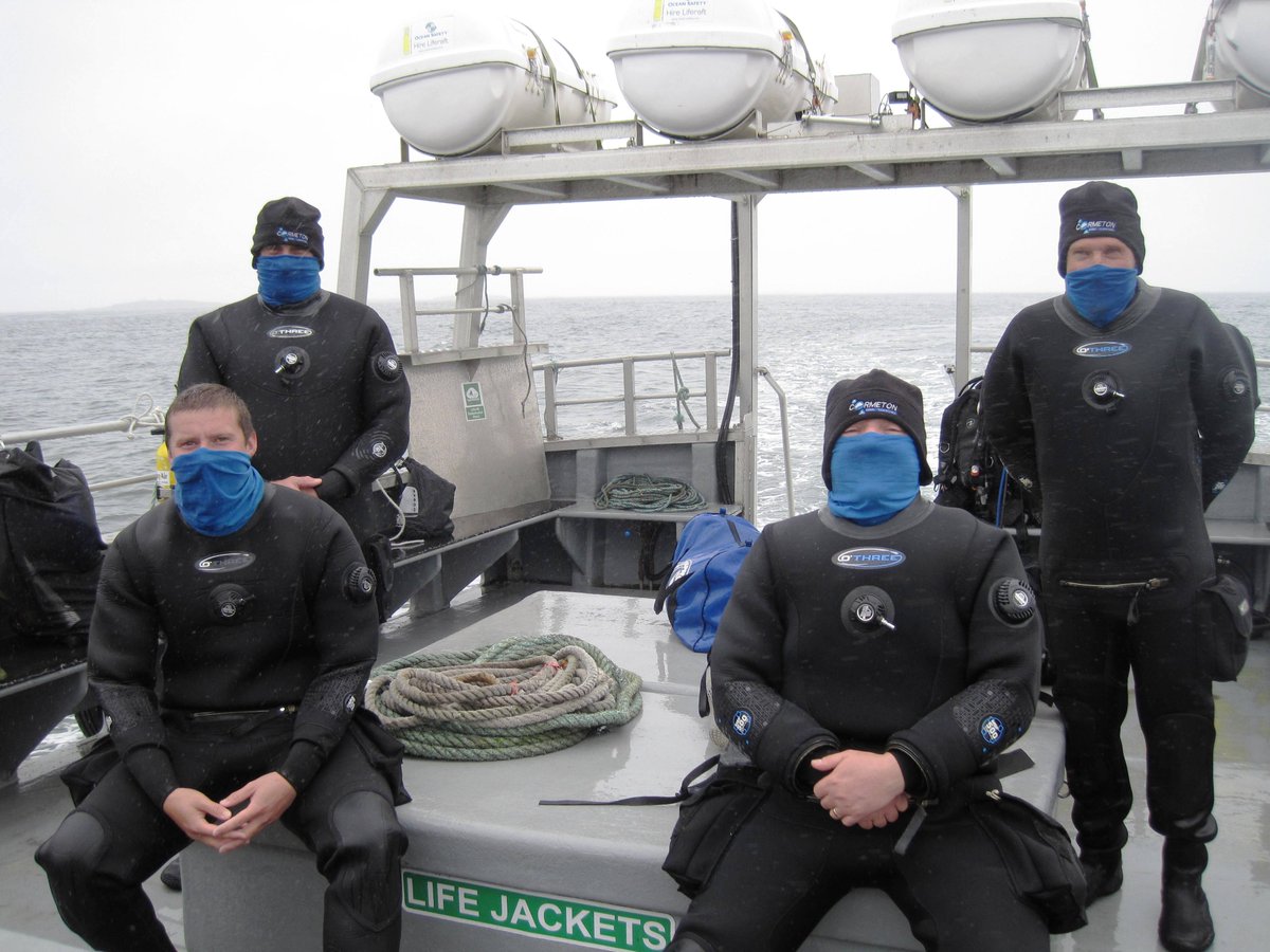Sealdiver's tweet photo. Brett with intrepid @NScubaDivers team 
#scubadiving yesterday 4th July with professional boat operator @farnesdiving 

We can learn to live, work &amp; play safely alongside #COVID19 #SocialDistancing #respect #Kindness https://t.co/Xu6ditR5rC