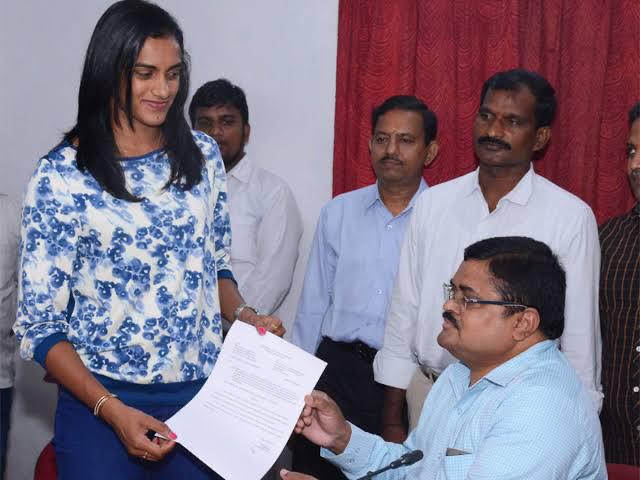 SaapVcmd's tweet photo. A star for the Nation and for our State, P V Sindhu, wishing her a very Happy Birthday and all success in her career. https://t.co/35EavwmD0e