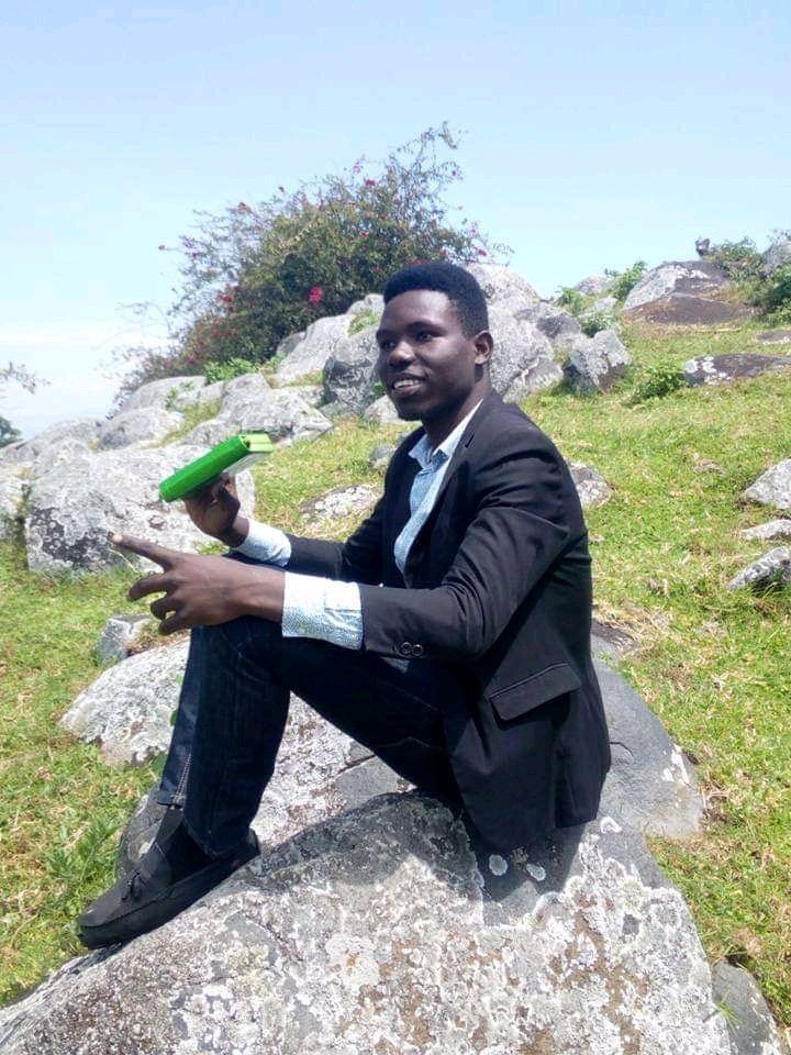 realsalehUG's tweet photo. Our brother Tegu Emma, third year MUK student who was brutalised by police and the LDU, passed on today morning.
He was a severely beaten by the so called curfew enforcers as he was coming from his prayers. 😢 

#JusticeForTegu https://t.co/1zdVyM4T7U