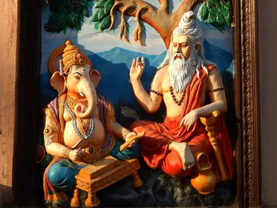 TIinExile's tweet photo. नारायणं नमस्कृत्य नरं चैव नरोत्तमम्।
 देवीं सरस्वतीं चैव ततो जयमुदीरयेत् ।

Wishing everyone a Happy Guru Purnima!

Today is the day to be grateful to the great Ṛṣi Kṛṣṇadvaipāyana and also to our contemporary Gurus who have imparted to us knowledge and wisdom in any form https://t.co/CcGfFaSnLh