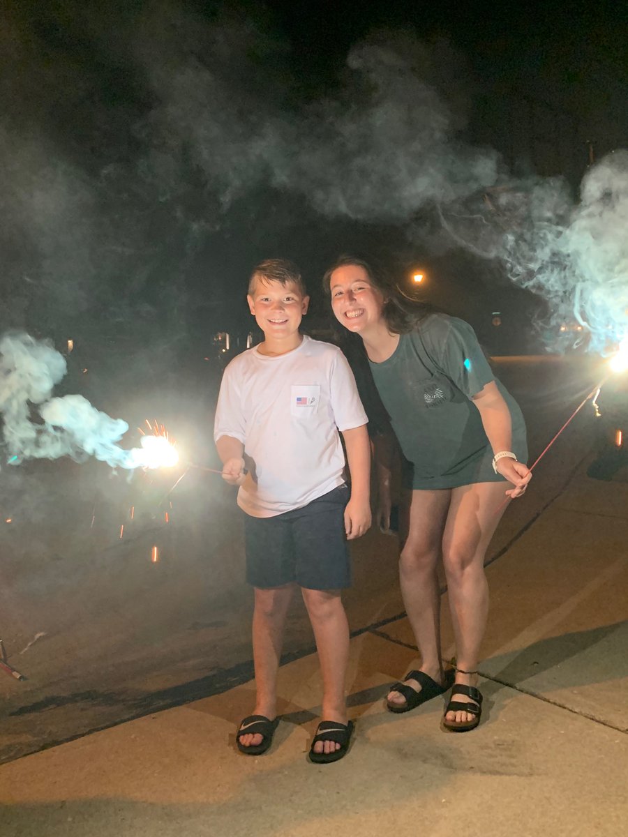 TrishaGrantham5's tweet photo. Fireworks Fun 🧨 #grandpatime #goodbyesarenteasy #DadsCare #daddysboy #CelebrateAmerica @ag_stl @LeahAlbietz https://t.co/9HXMh49q5y
