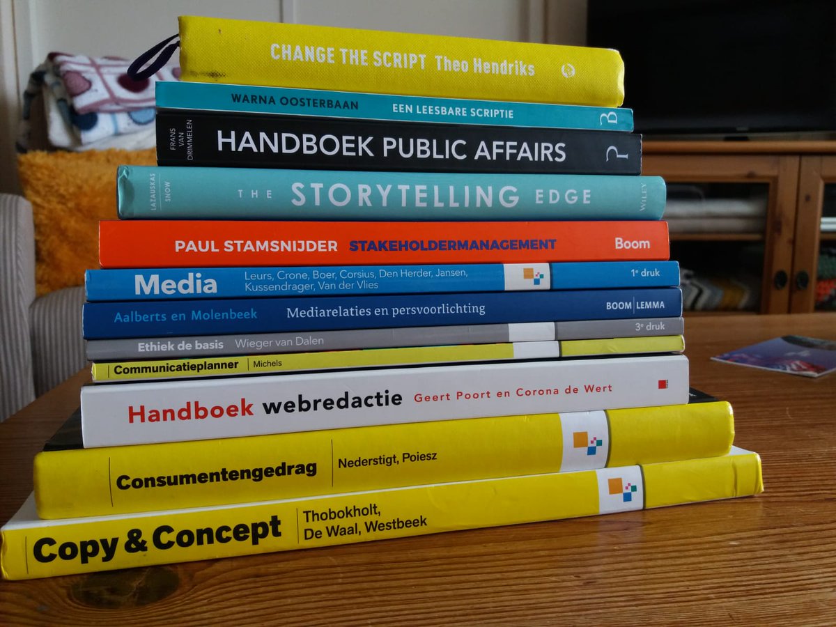 Ik verkoop mijn studieboeken van mijn Hbo Bachelor Communicatie en de minor 'Public Relations' via <a href="/Marktplaats/">Marktplaats</a> (Delen = lief) 
marktplaats.nl/u/verkie/26125…