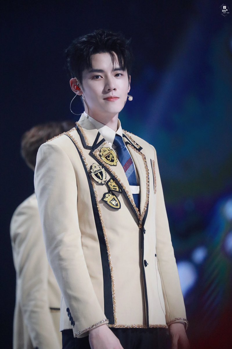 RenhaoTH's tweet photo. ขอเสียงคนที่ยังมูฟออนจากรุ่นพี่เหรินหาวไม่ได้หน่อยเร้วววว

อย่าลืมเข้าไปเขียนอวยพรวันเกิดพร้อมบอกรักเหรินหาวในแฮชแท็ก #HappyRenHaoDay กันน้า...วันนี้เป็นวันสุดท้ายของกิจกรรมแล้ว พรุ่งนี้แอดจะรวบรวมข้อความไปทำคลิปส่งให้หาวเกอดูแล้วค่า😊

© 睽违日久｜任豪POI
#RenHao
#เหรินหาว
#R1SE https://t.co/znyFp9djgR