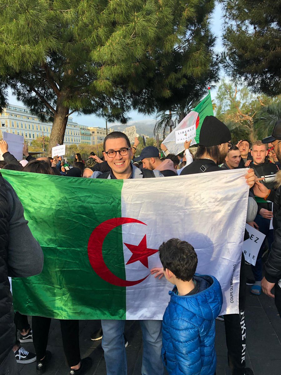 LIMANEDJAMAL's tweet photo. 5 juillet 1962 - 5 juillet 2020 : Après l'indépendance, le Peuple Algérien continue son combat pour recouvrer sa liberté. Continuons notre lutte pacifique pour une nouvelle Algérie, prospère et fidèle aux valeurs du 1er Novembre 54.
الله يرحم الشهداء 🤲🏻
#Silmya #Talwit #Algérie https://t.co/cLfiGwXEnQ