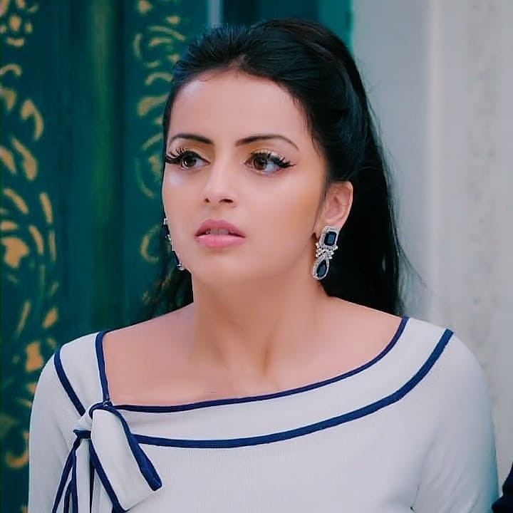 Fouziya38909805's tweet image. Iconic JanhviMittal @shrenuparikh11 #Stunnning #Outstandingperformance #awesomelook #Amazing #Queenofheart #adorablebeauty #ExpressionsQueen #Lovelyprincess #elegantbeauty ❤️#CuteandSweet 🌹#Naturalbeauty🌸 #ShrenuParikh💞 #JanhviMittal💓 #PoojaSharma💙 #EBSS 👌🏻@shrenuparikh11