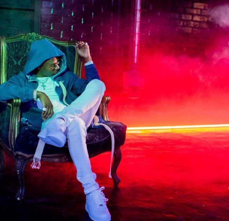 concernedfelow's tweet photo. Its obvious corona gave enough rest to @wizkidayo see as baba don fat. #MadeinLagos #wizkid #WizkidFC #Surulere #GlobalBoy #WeareGoingGlobal https://t.co/qeVW8HvjmO