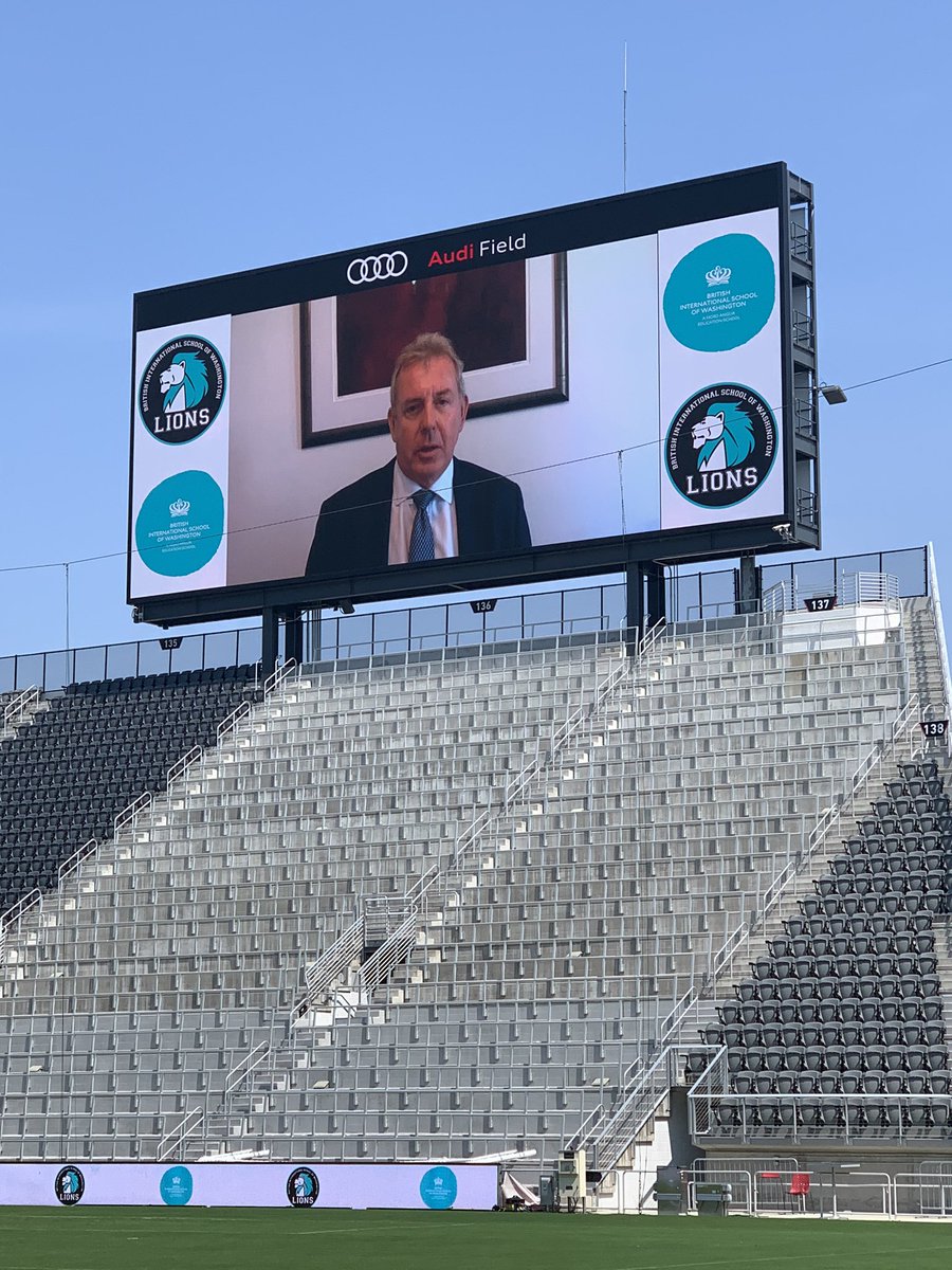 Nick Lee tweet media