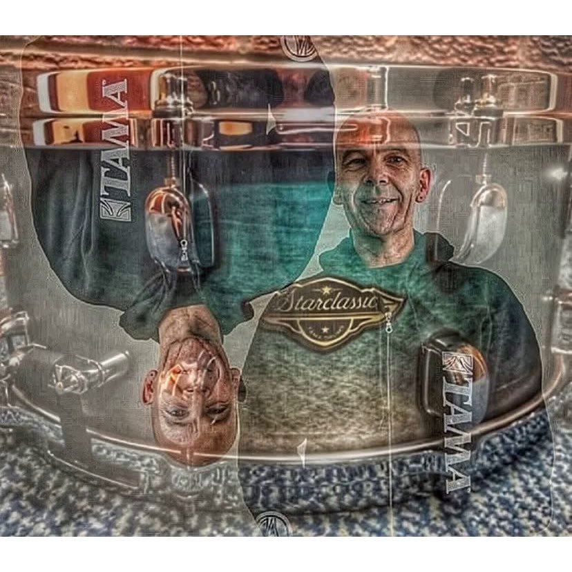 dafljones's tweet photo. A couple of really cool drum art pieces by @gwynowen3icloudcom depicting my enthusiasm for 'TAMA' drums... #drummer #tamadrums #groovINnotOUT #inTimewithTAMA #graphicart #artwork_portrait https://t.co/kJLO3qJx0k