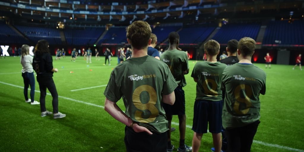 DallaglioRW's tweet photo. Needing inspiration during these challenging times?
Why not download our #KeepRugbyWorking pack to find out how you can keep yourself active in the current climate!
Download the pack here: https://t.co/xeh3L34MuC https://t.co/Peau4TE65y