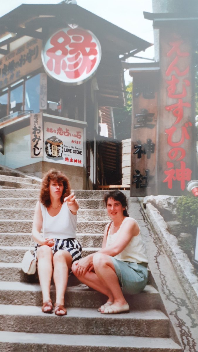 Elizabeth Veal tweet media