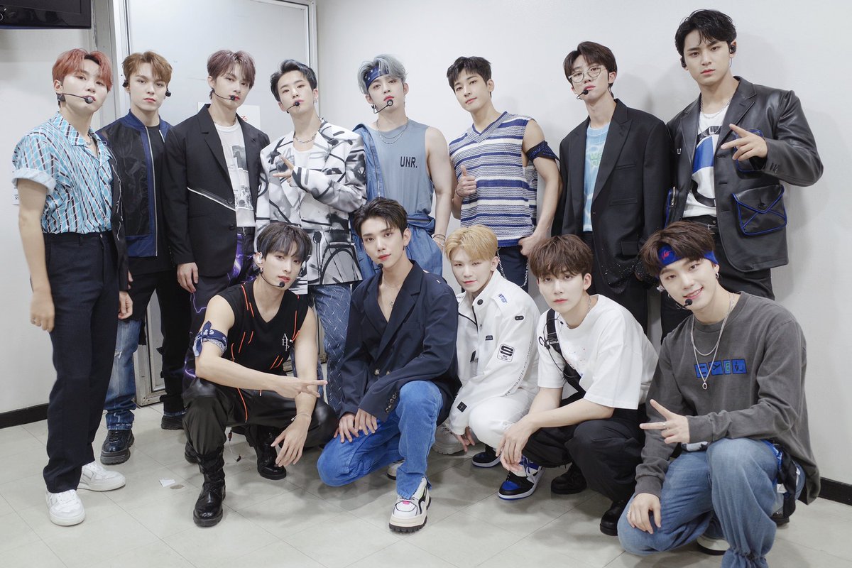 MyChristmas_Eve's tweet photo. เก่งที่สุดเลยเว่ยเเกร🌻💎
#SEVENTEEN
#Left_n_Right
#LeftnRight1stWin
#LeftnRight2ndWin
#LeftnRight3ndWin
#LeftandRight4thWin
#LeftnRight5thWin
#수고했어_나의청춘_세븐틴_사랑해 https://t.co/2i5Em08c8V