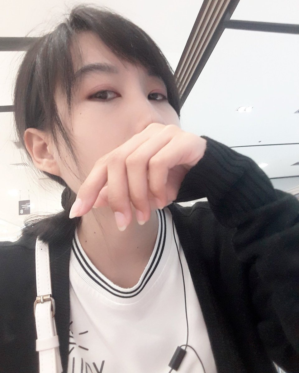 JirananGoy's tweet photo. บางทีชีวิตก้อไม่ได้ต้องการอะไรไปมากกว่าความสบายใจ 😊 https://t.co/IXkTEq37XC