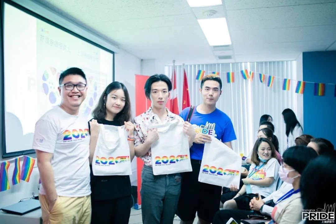ShanghaiPride's tweet photo. #queer cinema on #ShPRIDE Nordic Day w/ #Denmark #Norway #Sweden #Finland consulates in #Shanghai #LGBT #films in #China to #raisethepride #敢晒敢骄傲 #Pride12 #ShanghaiPRIDE 

https://t.co/aNnj3Orbpv

@DanishMFA @NorwayMFA @SweMFA @Ulkoministerio @NorwayInChina @valtioneuvosto https://t.co/r00d7k6QJt