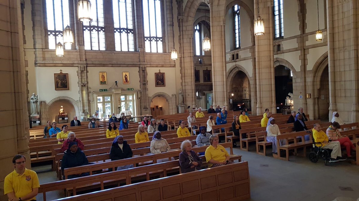 LeedsDYS's tweet image. It was lovely to be at Mass at the Cathedral this morning with so many of the Lourdes family! 

#LeedstoLourdes #VirtualPilgrimage