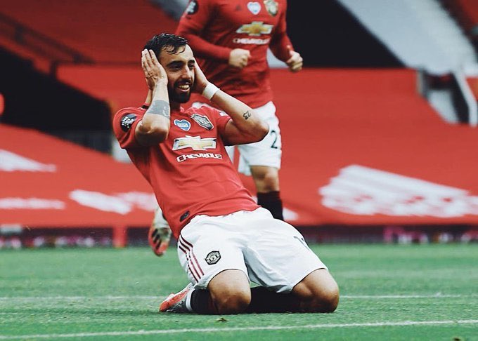 ManUnitedZone's tweet photo. Bruno Fernandes: "When you trust the @paulpogba advise this is the result 🤜🏼🤛🏿" [IG] #MUFC https://t.co/mXNWaMLOnQ