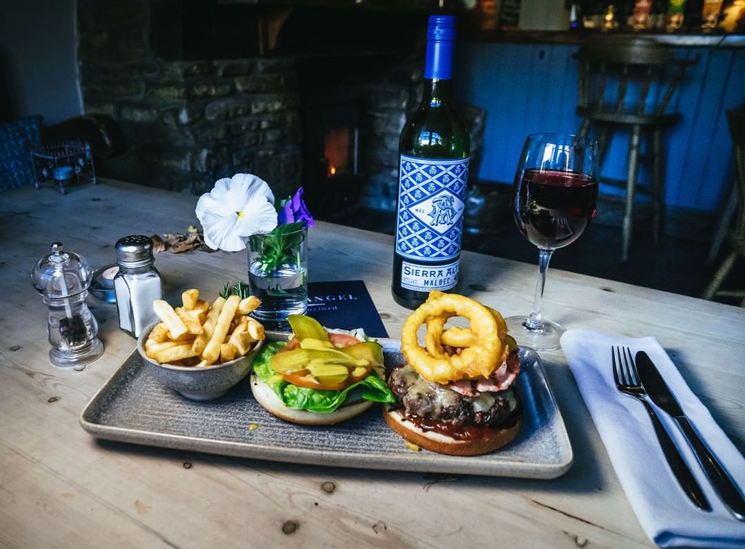 Synergy Grill Technology (@synergygrill) on Twitter photo Day 2 of pubs re-opening, and a meal out is on the cards... First-stop: the <a href="/AngelAtBurford/">The Angel at Burford</a> for a #SynergyGrilled pub-lunch and a bottle of red - delicious! 🍔🍷#PubsReopening Day 2 of pubs re-opening, and a meal out is on the cards... First-stop: the <a href="/AngelAtBurford/">The Angel at Burford</a> for a #SynergyGrilled pub-lunch and a bottle of red - delicious! 🍔🍷#PubsReopening