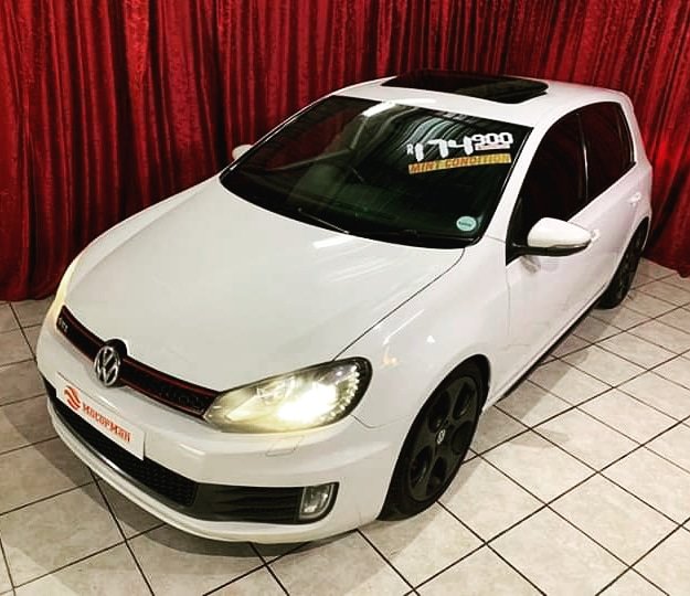 MotormanNigel's tweet photo. 2012 VW GOLF 6 GTI 2.0
Was: R184 900 NOW: R174 900 
Kilos: 196 32

E and OE

#volkswagen #Golf6GTI #Gti #vrrrpha #hatchback #Golf #Golf6
#vwgolf #MotorMan #Nigel #whatsappstokvel
#sundayvibes #carsforsale #southafrica #usedvehiclesales #carfinance4me #usedvehicles #carsgasm https://t.co/tQtCuLrv2P