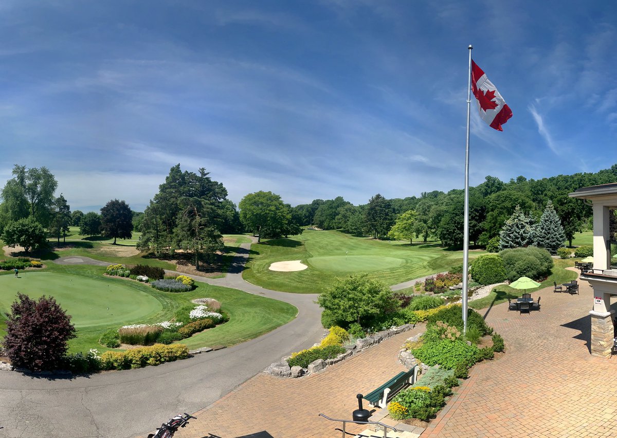 DundasValleyGCC's tweet photo. Believe it or not, the views look even better in person... enjoy them every day, go to our bio now to contact us for a membership package! ⛳⠀
⠀
✉ | membership@dundasvalleygolf.com⠀
⠀
📞 | (905) 628-6731⠀ https://t.co/rYOEqk8FBD