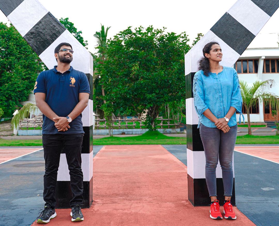 EkBballIndia's tweet photo. #IndiaBasketball ♀⭐ @Jeena_PS has just got engaged 💍💍 to Jackson Johnson, a Procurement Engineer at KSB MIL, an MNC in Thrissur. 📷: https://t.co/7scRYCEaTj 
#StreeGotGame https://t.co/TV1jF2ouHa