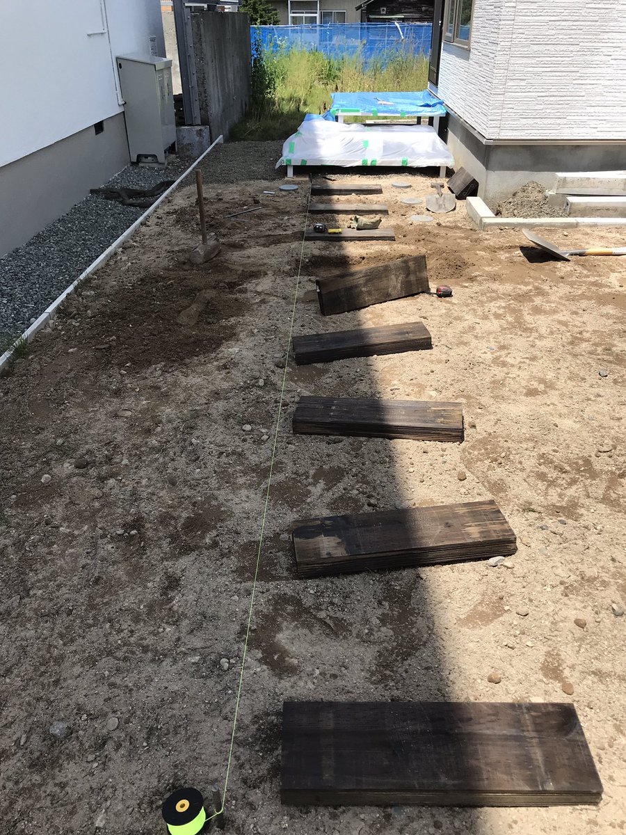 Shin1 嫁の妹が岩見沢にネイルサロンをオープンすることになったのでお店の前をdiy外構してきたました Nailsalon Lorve Diy 外構 外構diy Nail Nailsalon Nailstagram 北海道 岩見沢 Lorve T Co Lbfieyythu