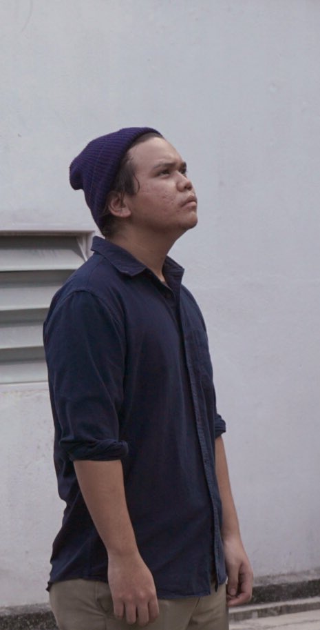 emptypagex's tweet photo. 🔥TICKETS GIVEAWAY🔥
Zac tengah pandang apa tu? 😂
Caption paling creative menang ticket untuk Showcase #LAGAMAYA esok malam 9.00PM
Quote this tweet and make sure tag @kelipanstore #TeamEmptyPage https://t.co/tb9BrDjUC8