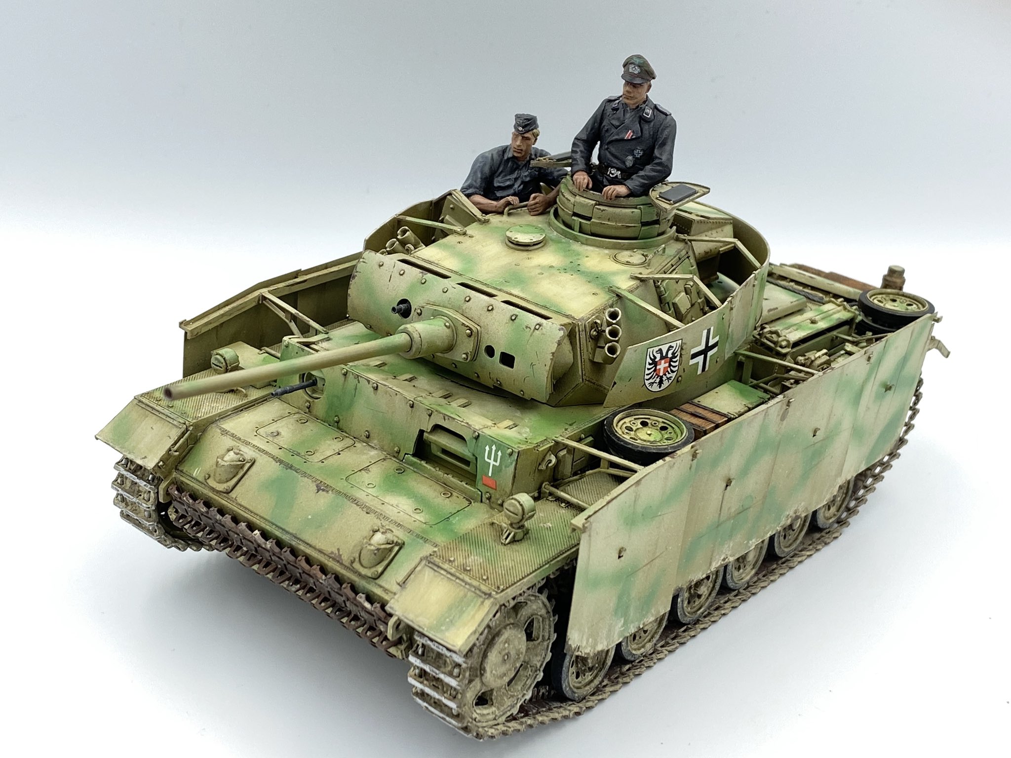 戦車模型3点セット　新品未使用 VoyagerModel [PE351226]1/35 現用 中国人民解放軍(PLA) ZTZ99A